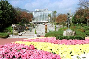 �L���s�A������