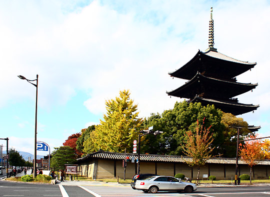 東寺五重塔 紅葉